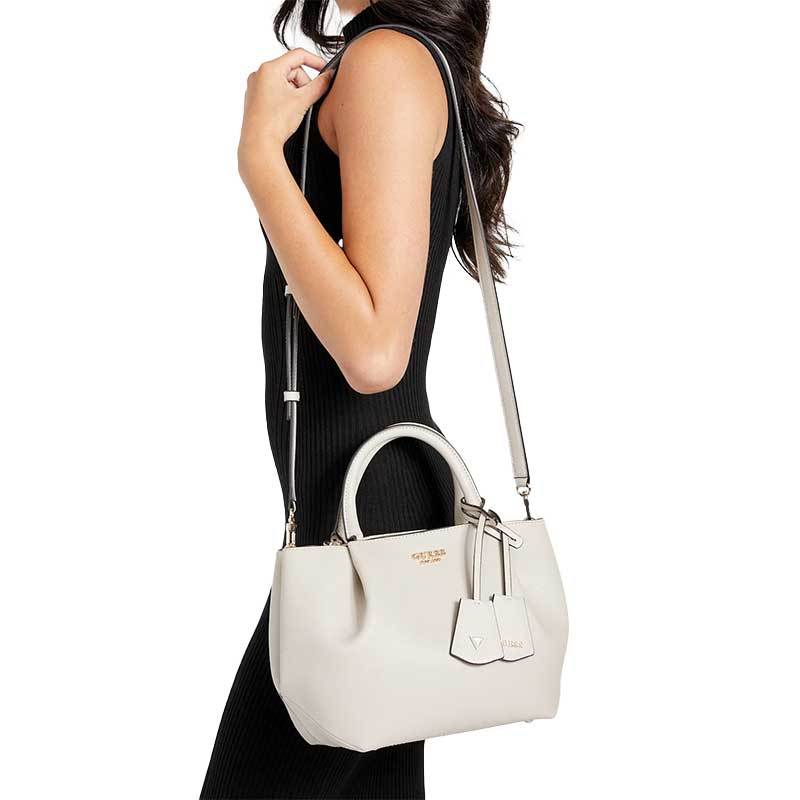 0300-GUXBG789806282000-2